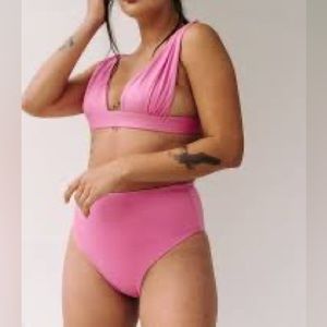 Londre Scuba Barbie Pink Classic Top and High Scrunch Bottom